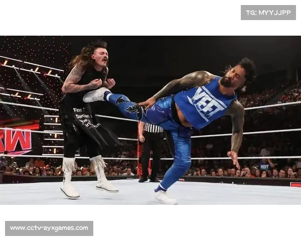 WWE血亲家族再陷纷争罗门怒斥乌索兄弟放话圣诞前拒绝相见 WWE血亲家族再陷纷争罗门怒斥乌索兄弟放话圣诞前拒绝相见